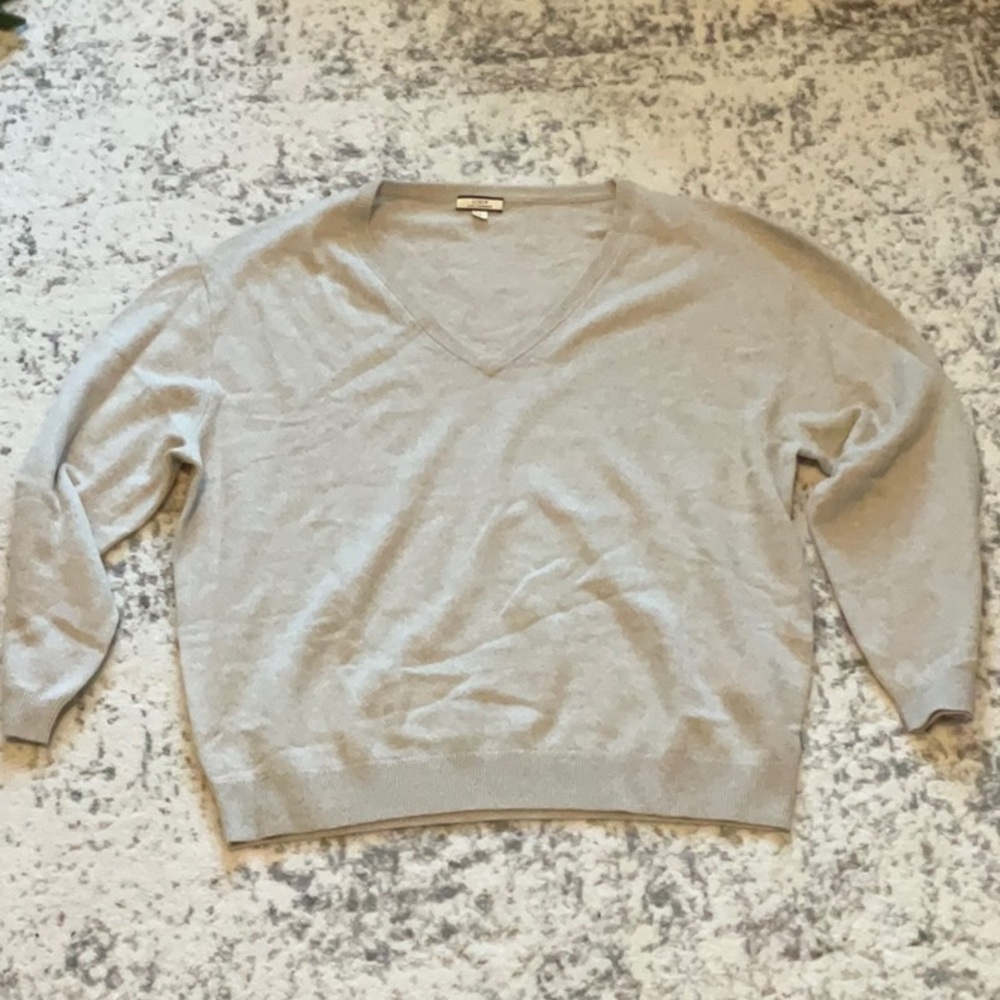 J Crew boyfriend fit v-neck cashmere sweater
